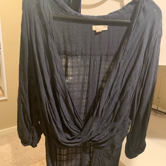 Navy blouse - Picture 2 of 4